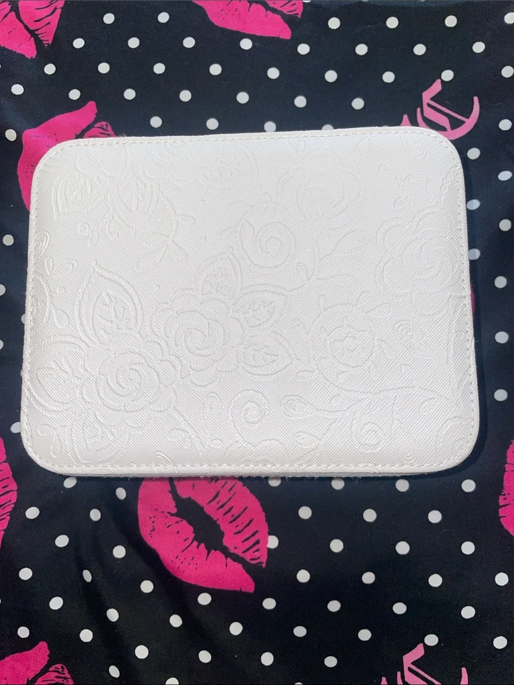 Pandora  Jewelry Travel Case with Zip Closer